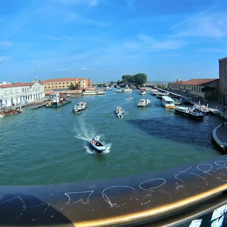 Cannaregio Apartment